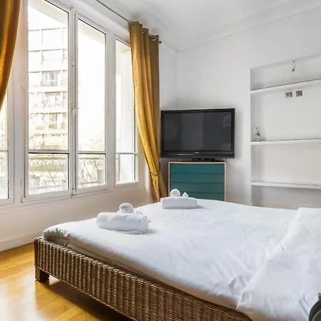 Charming 6p- Auteuilla Muette Apartment *
